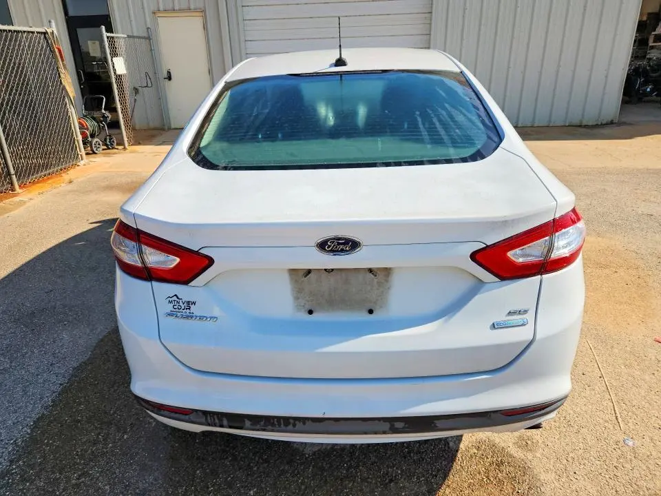 2016 FORD FUSION SE  