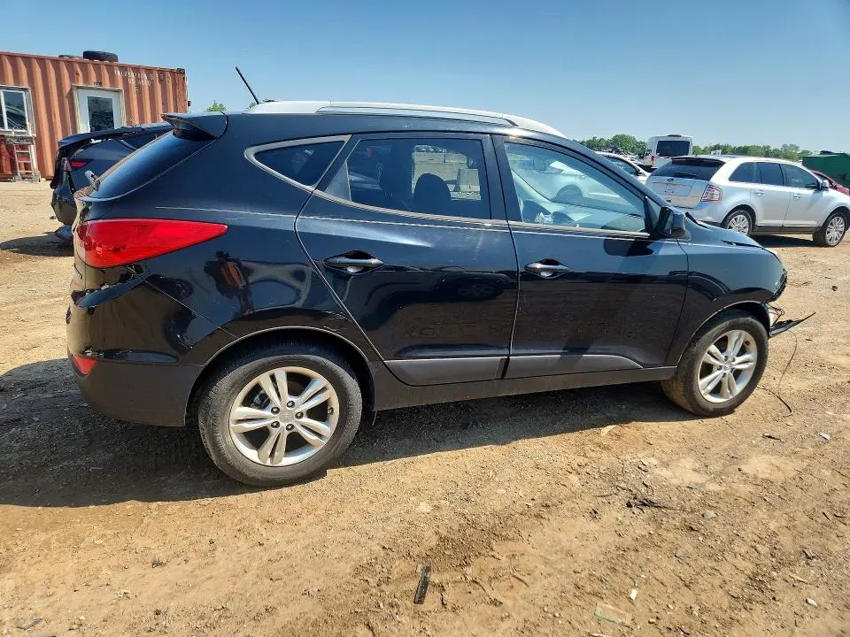 2011 HYUNDAI TUCSON GLS  