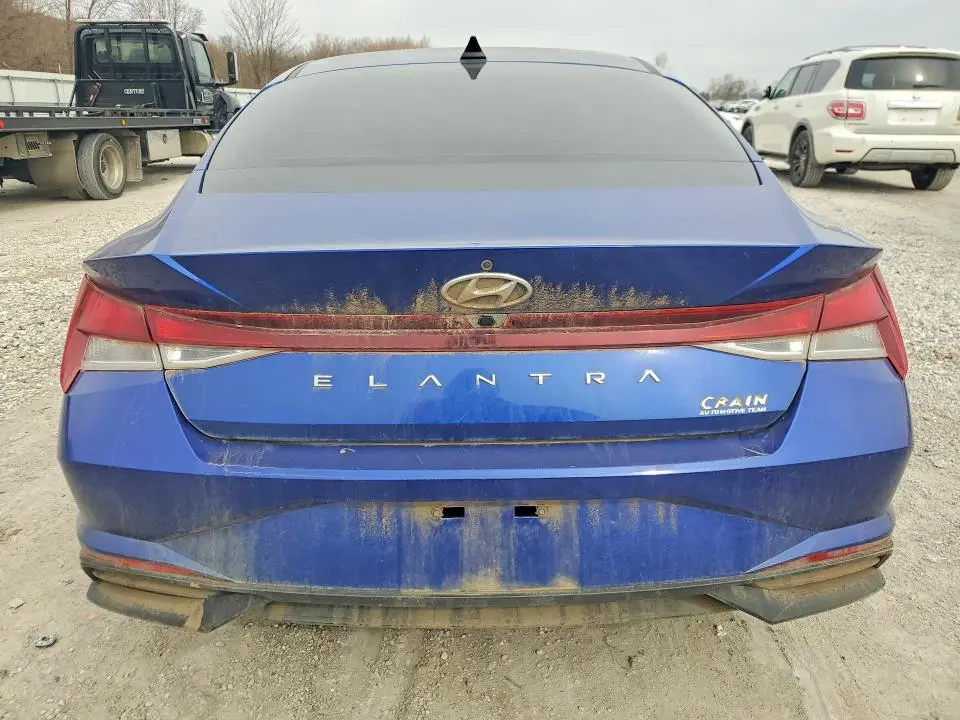 2021 HYUNDAI ELANTRA SEL  