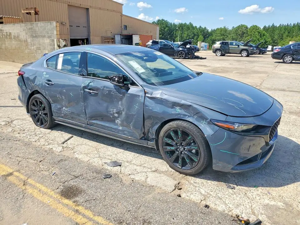 2026 MAZDA 3 PREMIUM PLUS  