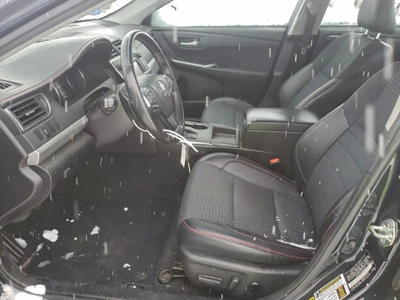 2015 TOYOTA CAMRY LE  