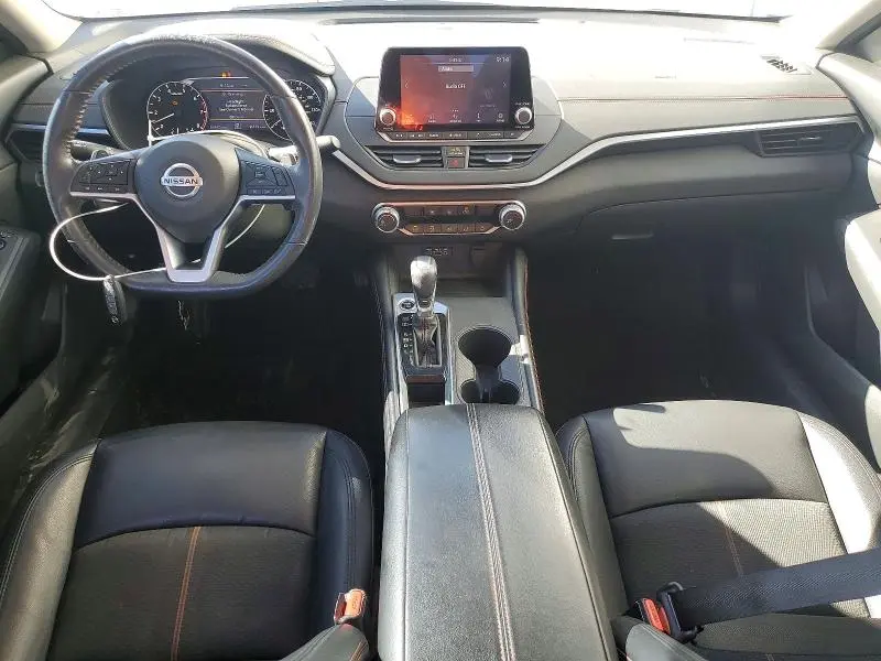 2022 NISSAN ALTIMA SR  