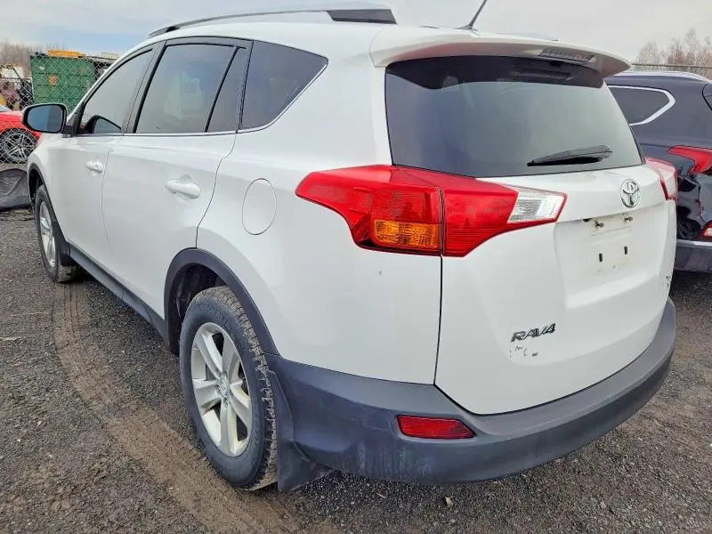 2014 TOYOTA RAV4 XLE  