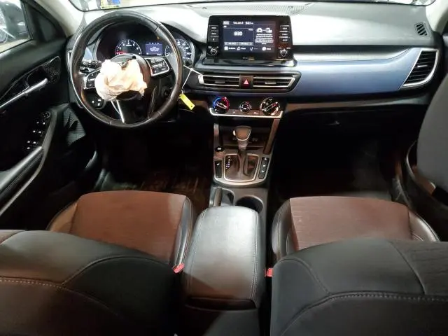 2021 KIA SELTOS S  