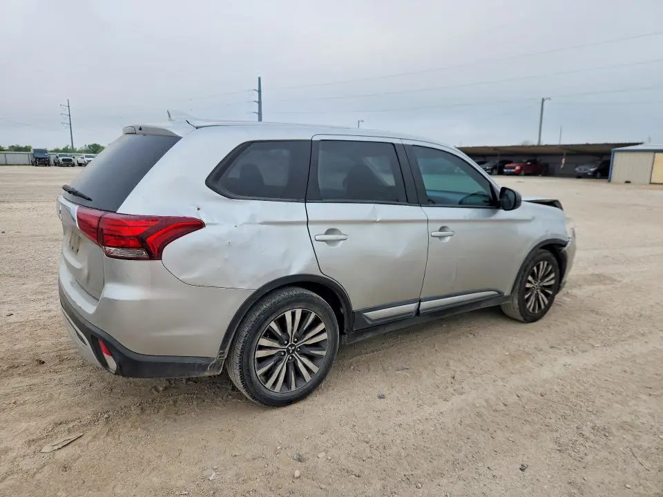 2020 MITSUBISHI OUTLANDER ES  