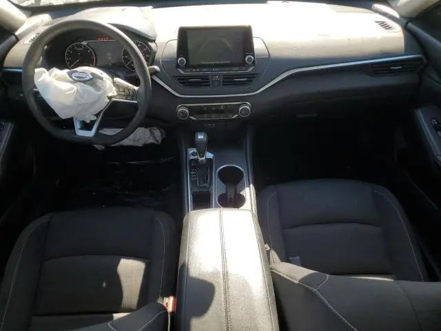 2022 NISSAN ALTIMA SV  