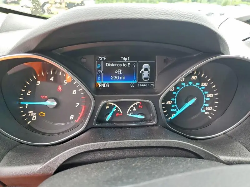 2016 FORD ESCAPE SE  