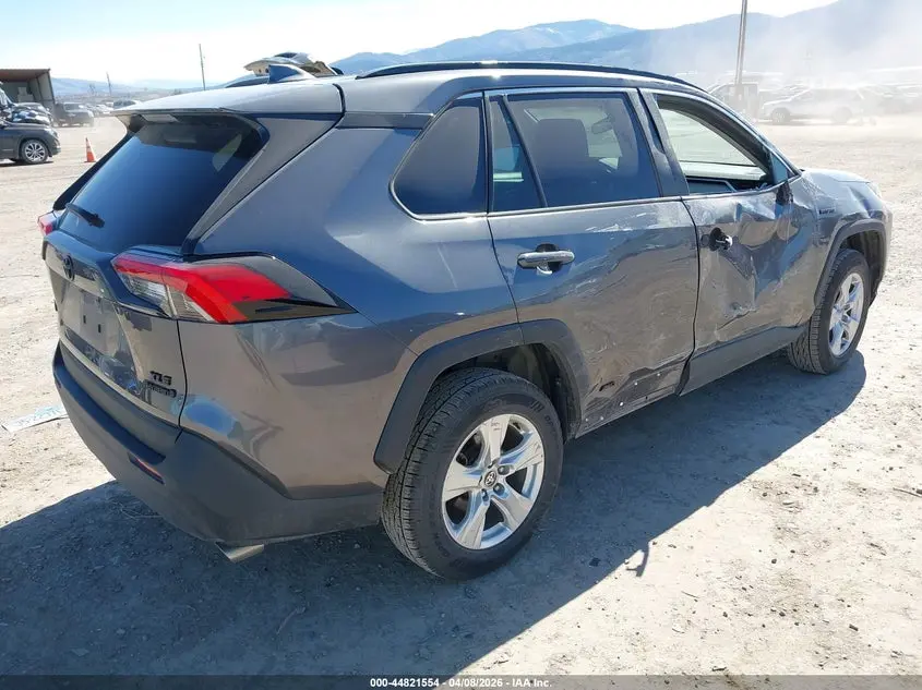 2021 TOYOTA RAV4 HYBRID XLE