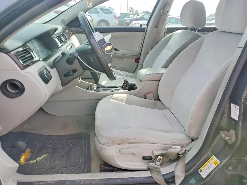 2013 CHEVROLET IMPALA LT  