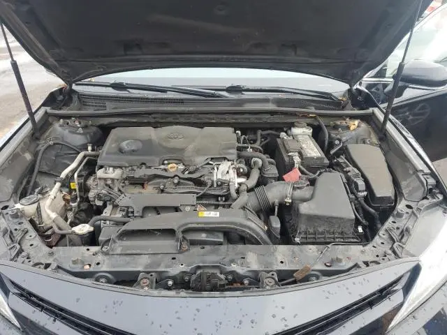 2020 TOYOTA CAMRY XLE  