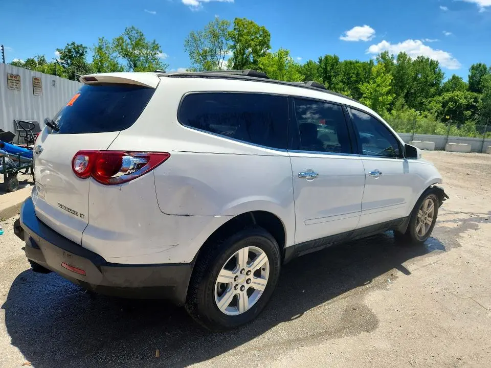 2012 CHEVROLET TRAVERSE LT  