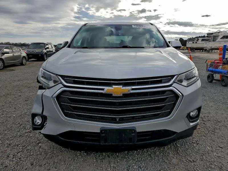 2021 CHEVROLET TRAVERSE LT  