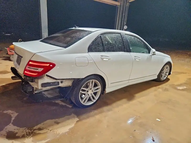 2013 MERCEDES-BENZ C 250  