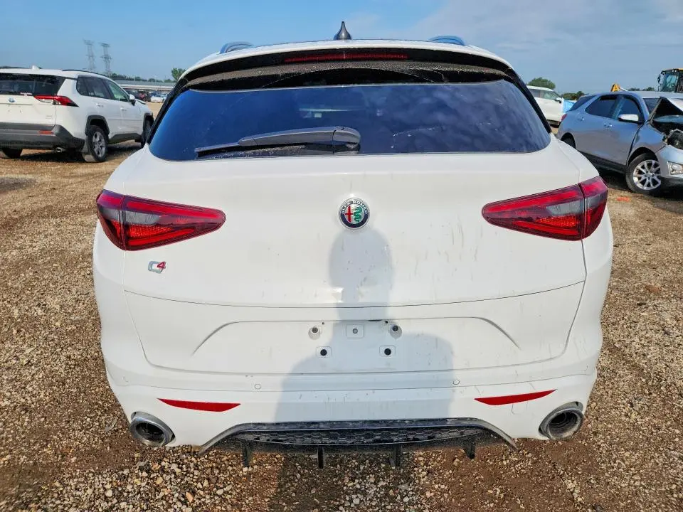 2021 ALFA ROMEO STELVIO TI  