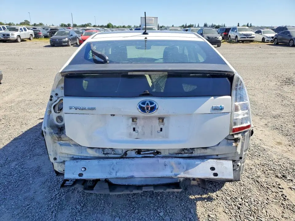 2010 TOYOTA PRIUS IV  