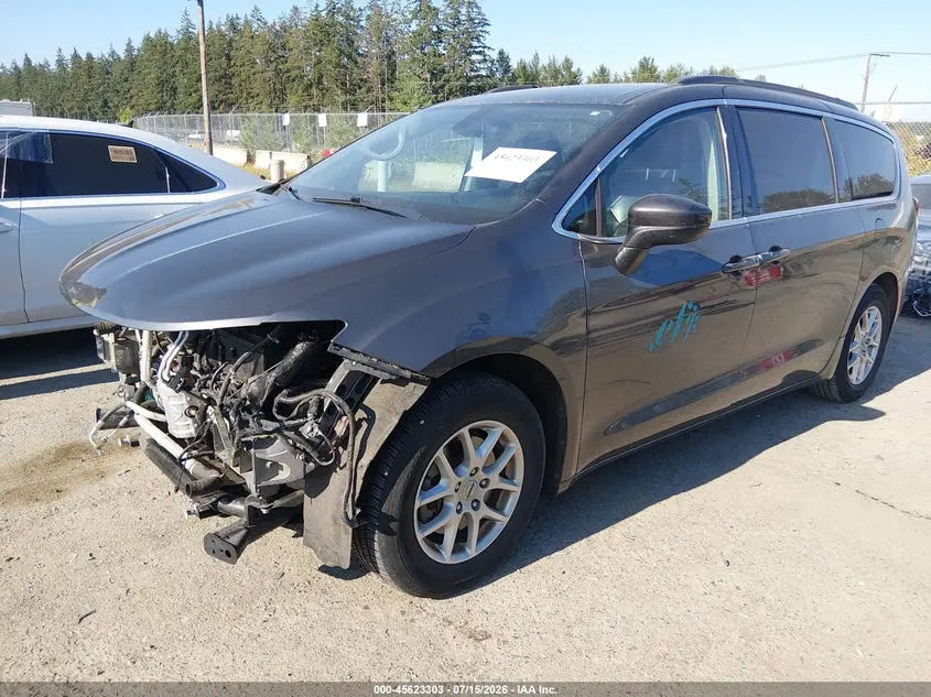 2021 CHRYSLER VOYAGER LXI