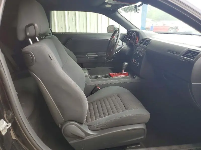 2011 DODGE CHALLENGER   