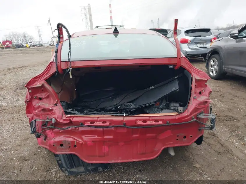 2022 HYUNDAI ELANTRA SE