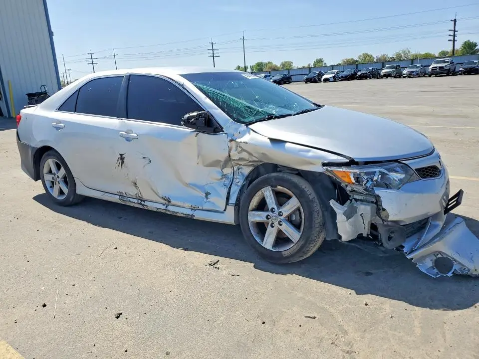 2013 TOYOTA CAMRY   