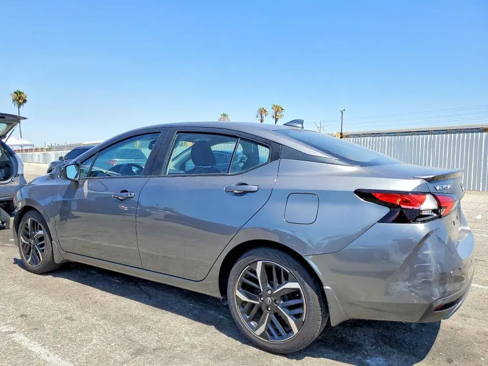 2025 NISSAN VERSA SR  