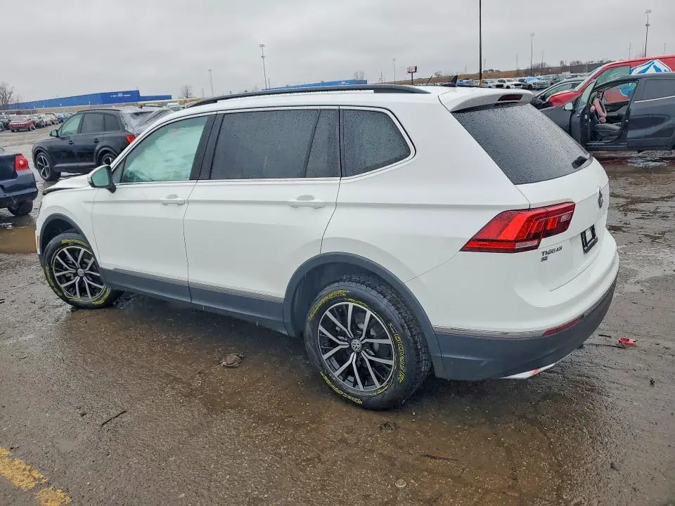 2021 VOLKSWAGEN TIGUAN SE  