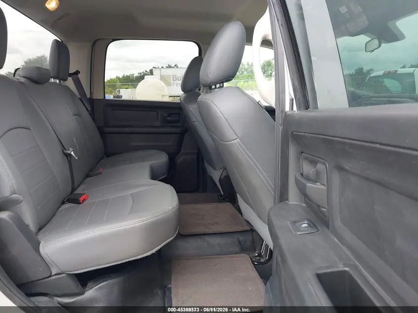 2018 RAM 1500 TRADESMAN  4X2 5'7 BOX
