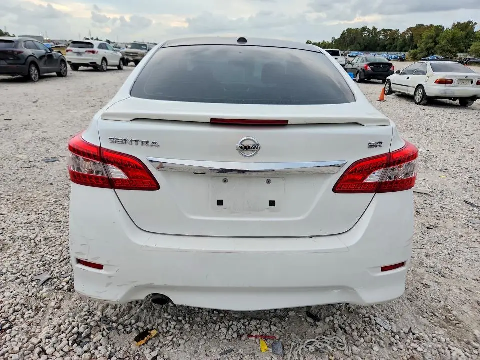 2015 NISSAN SENTRA SR  