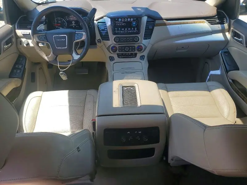 2017 GMC YUKON XL DENALI  