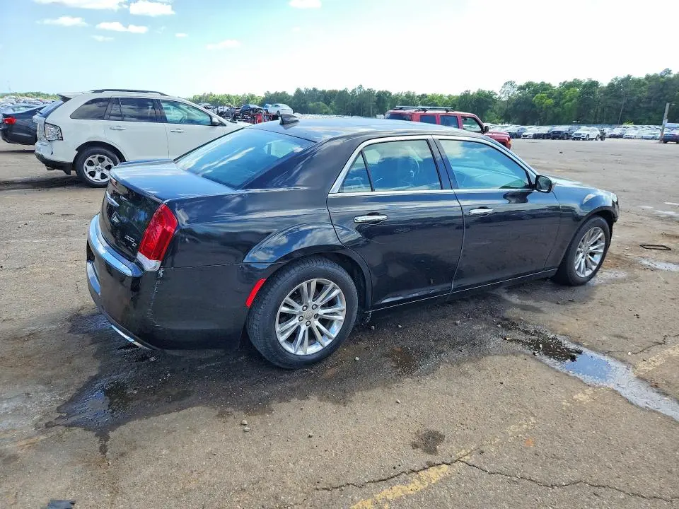 2015 CHRYSLER 300C   