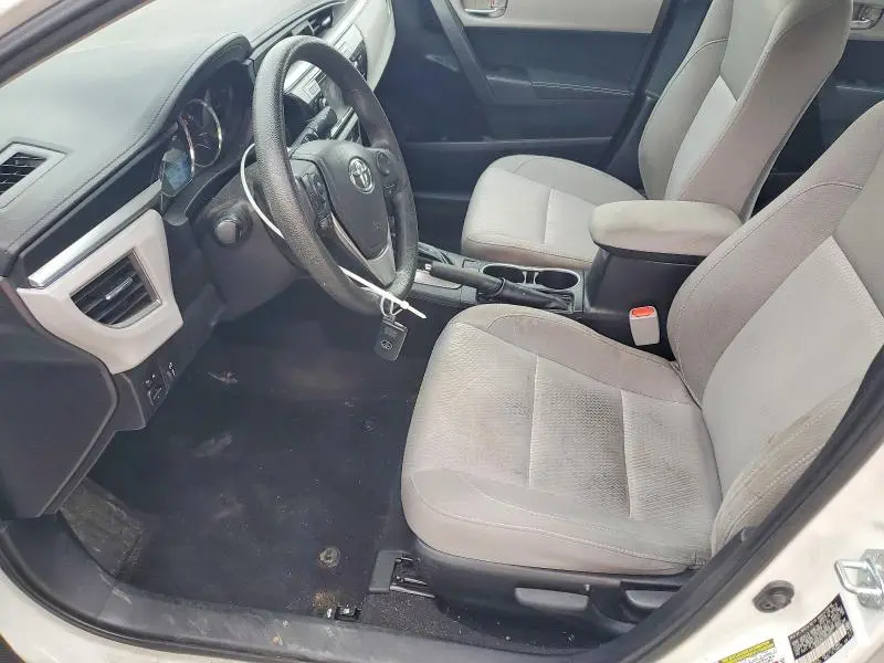 2015 TOYOTA COROLLA LE PLUS  