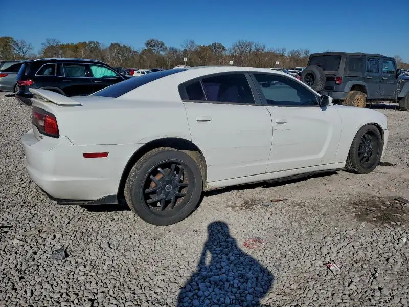 2012 DODGE CHARGER SE  