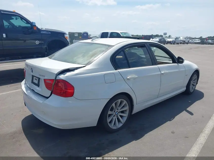 2011 BMW 328I  