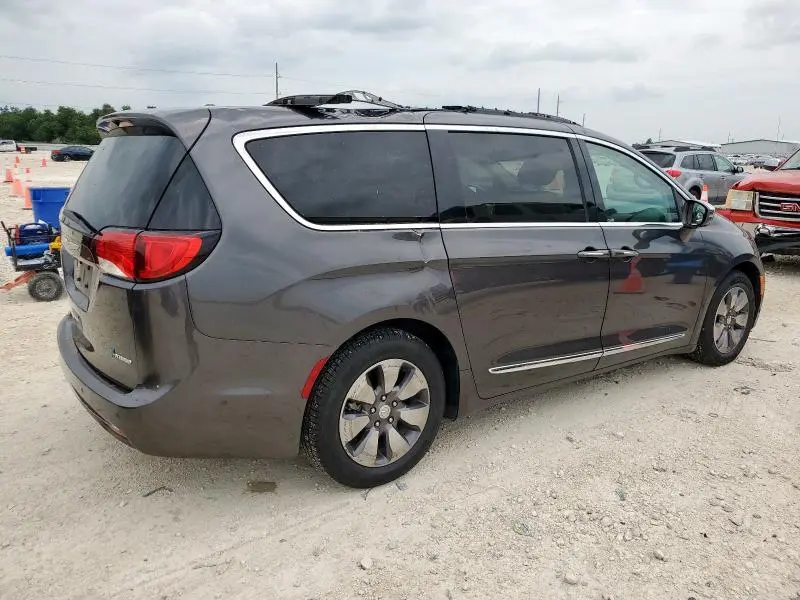 2017 CHRYSLER PACIFICA EHYBRID PLATINUM  