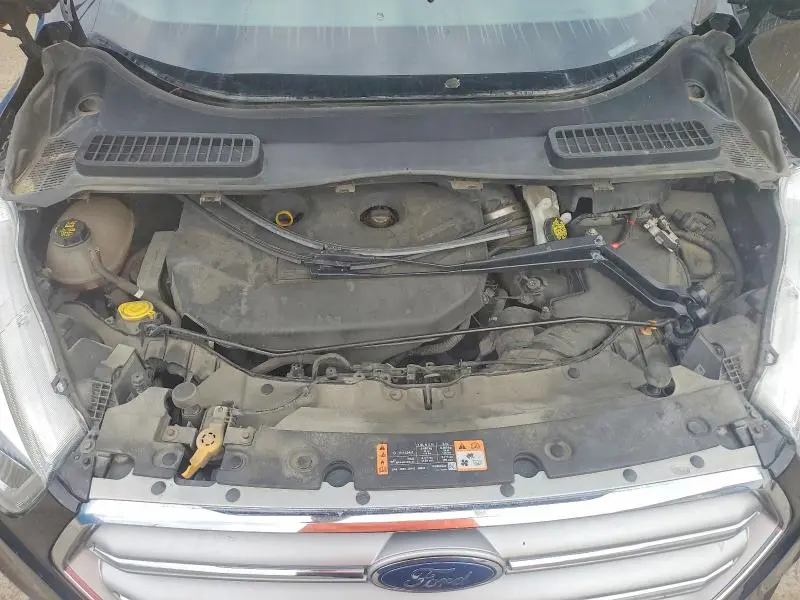2017 FORD ESCAPE TITANIUM  