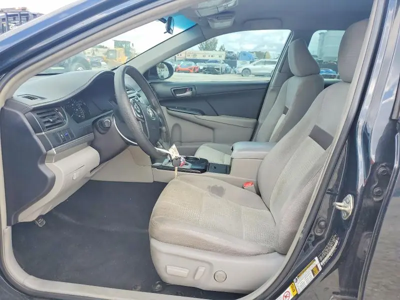 2014 TOYOTA CAMRY LE  