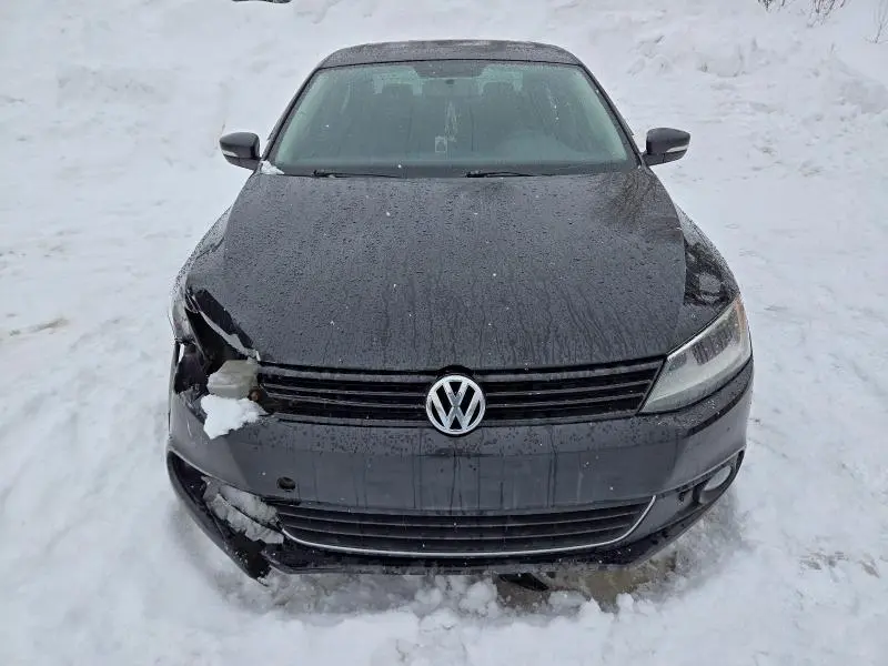 2013 VOLKSWAGEN JETTA TDI  