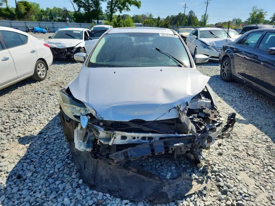 2012 FORD FOCUS TITANIUM  