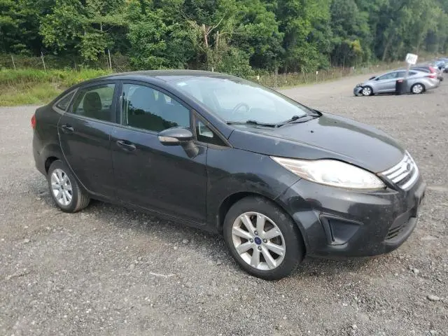 2013 FORD FIESTA SE  