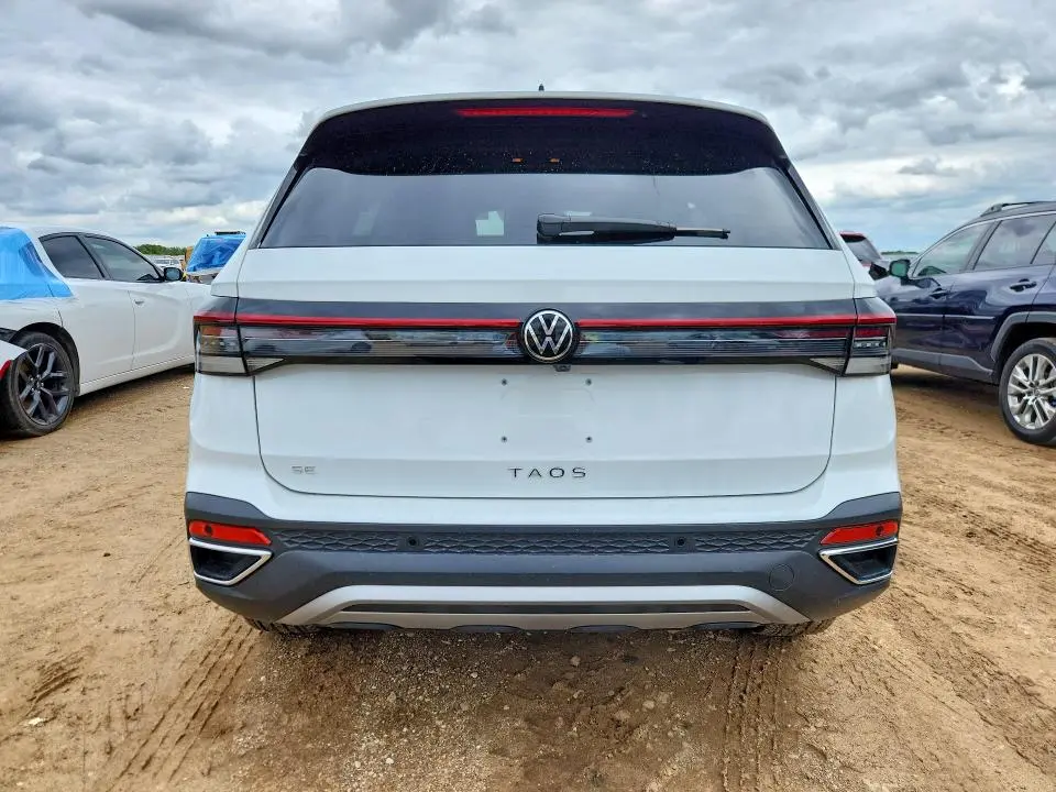 2025 VOLKSWAGEN TAOS SE  
