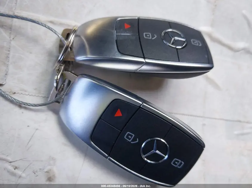 2022 MERCEDES-BENZ GLA 250  