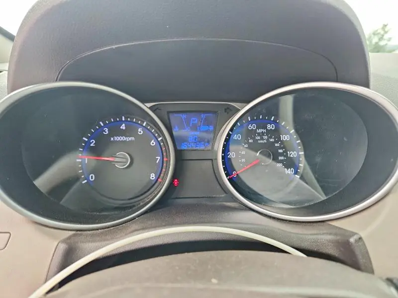 2014 HYUNDAI TUCSON SE  