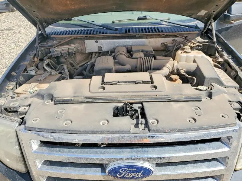 2011 FORD EXPEDITION XLT  