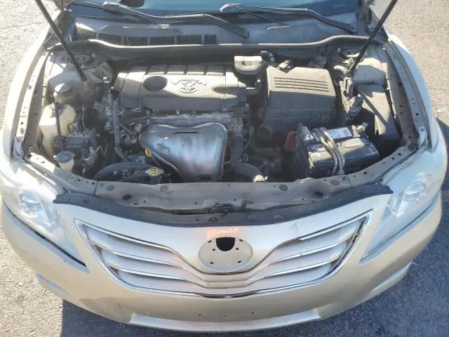 2010 TOYOTA CAMRY BASE  
