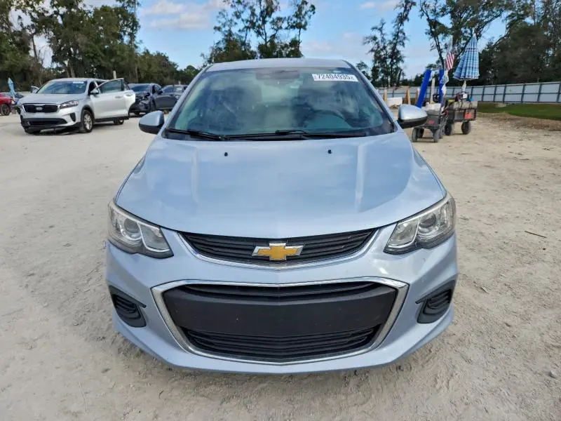 2017 CHEVROLET SONIC LT  