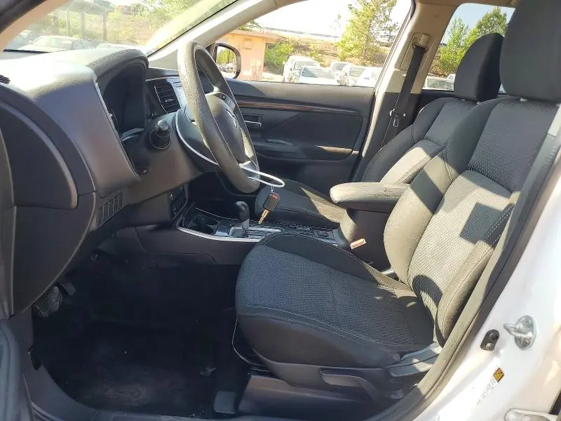 2019 MITSUBISHI OUTLANDER ES  