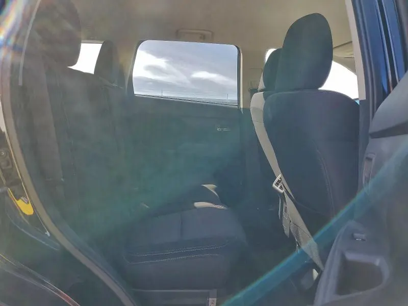 2019 MITSUBISHI OUTLANDER ES  