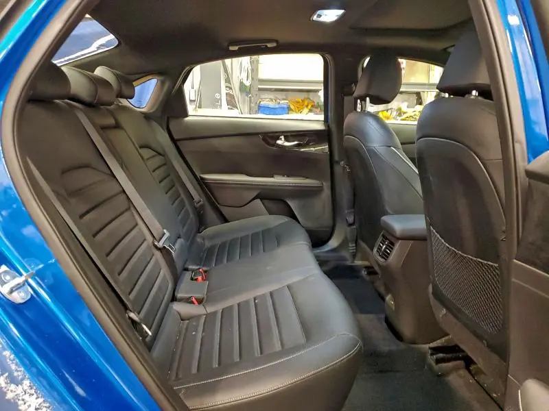 2024 KIA FORTE GT LINE  
