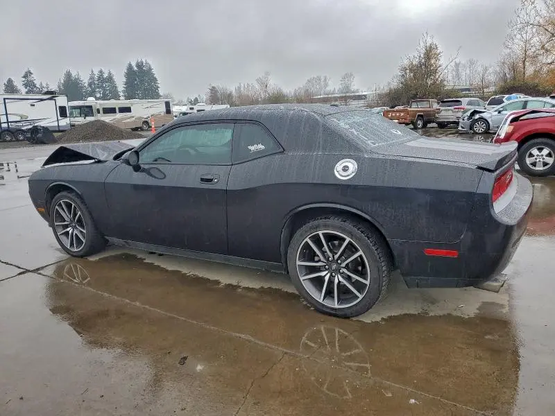 2010 DODGE CHALLENGER SE  