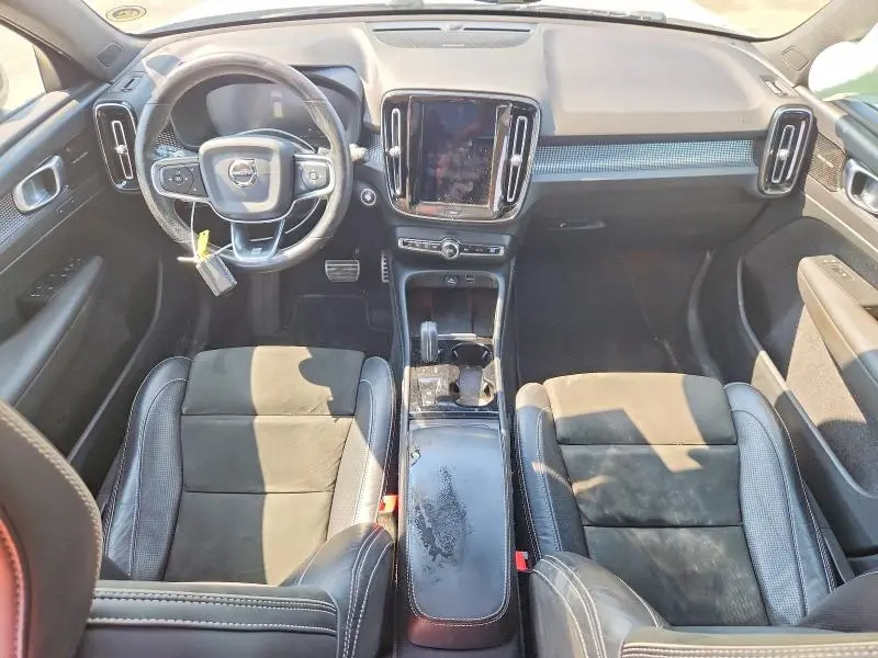 2020 VOLVO XC40 AWD T5 R-DESIGN