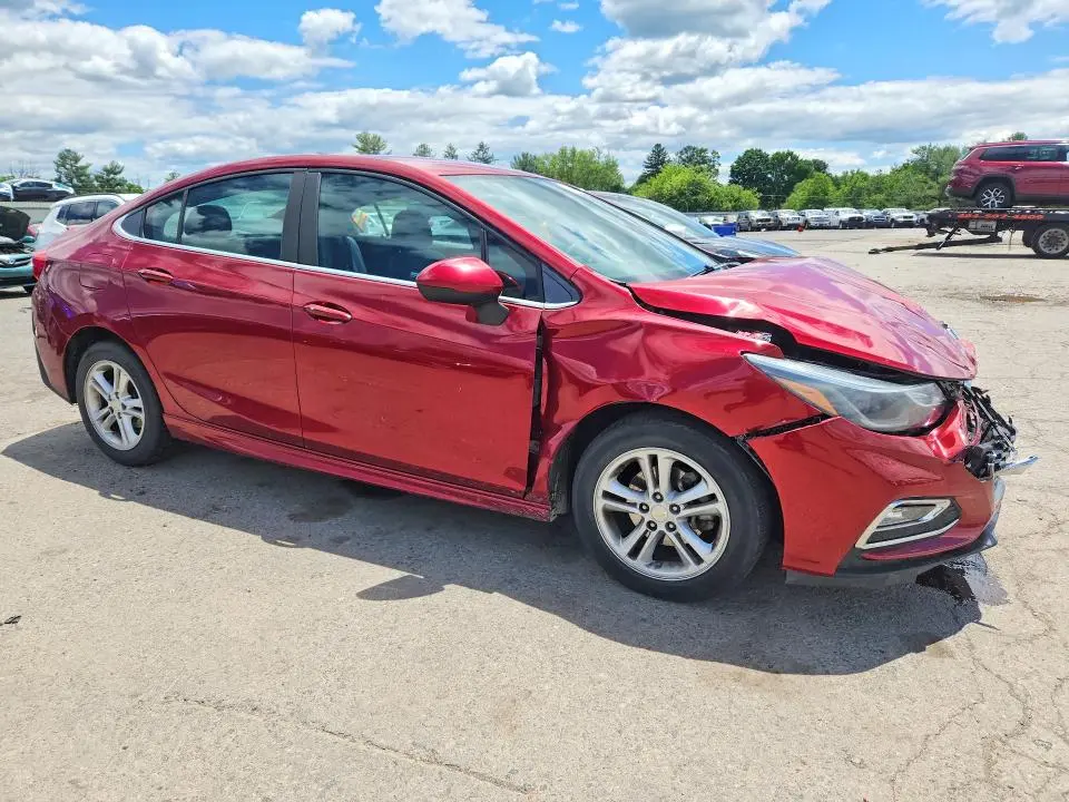2017 CHEVROLET CRUZE LT  